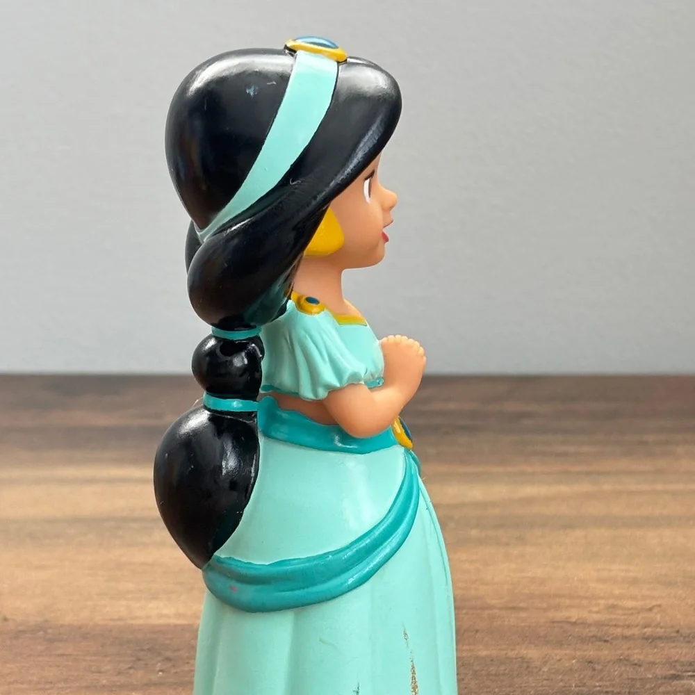 DISNEY Parks Aladdin Princess JASMINE Vinyl Bath Pool Toy Figure Cake Topper